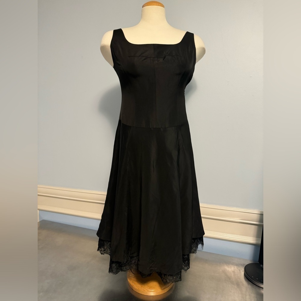 LaiCarFore - bodice styled midi evening dress